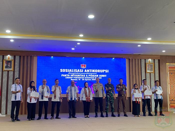 Sosialisasi Antikorupsi, Penandatanganan Pakta Integritas dan Piagam Audit 2026